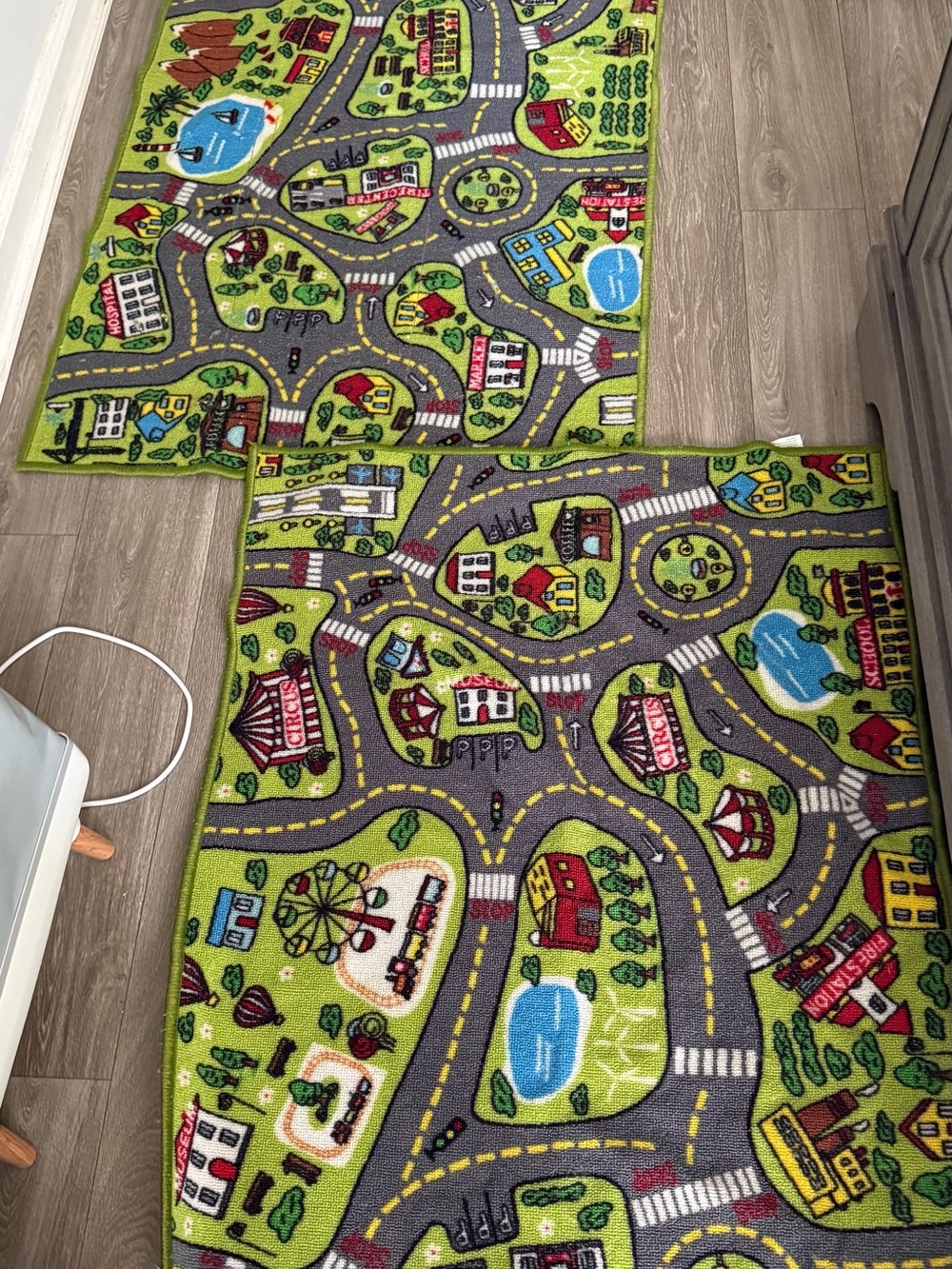 Amazon Kids Road Map Play Rug - Green, Blue, Red